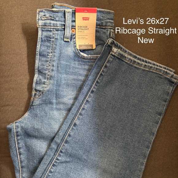Levi’s Ribcage Straight Ankle - Picture 1 of 3